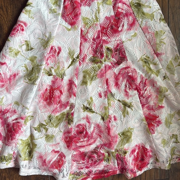 Sandra Darren Pink floral dress size 6 (F23) - Picture 4 of 6